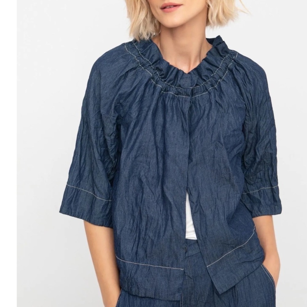 OZAI N KU Gather Crinkle Jacket S Lightweight Blue Denim 100% Cotton NEW!